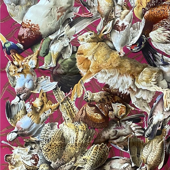 Authentic and Iconic HERMES silk scarf - Picture 8 of 14